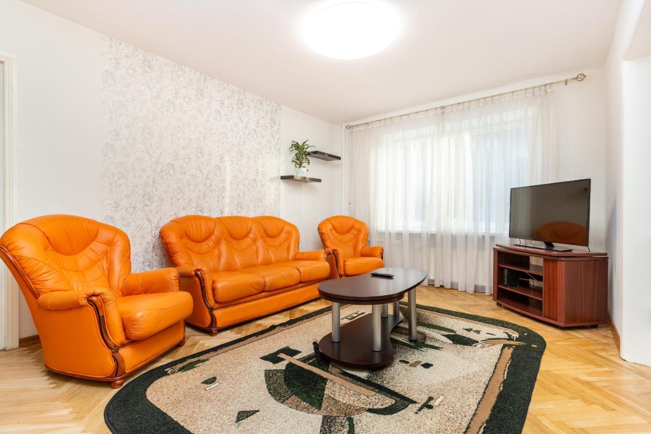 3 Room Central Apartmend 90M2 Parking For One Car Fifth Floor And The Building Does Not Have An Elevator Tallinn Exterior photo